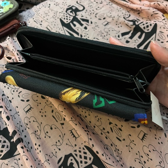 Wallet - Picture 3 of 6